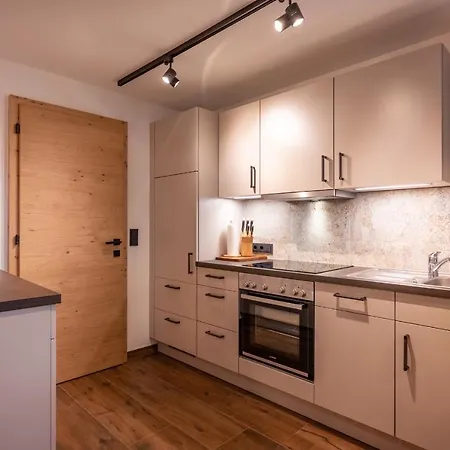 Rosengarten Appartement Söll